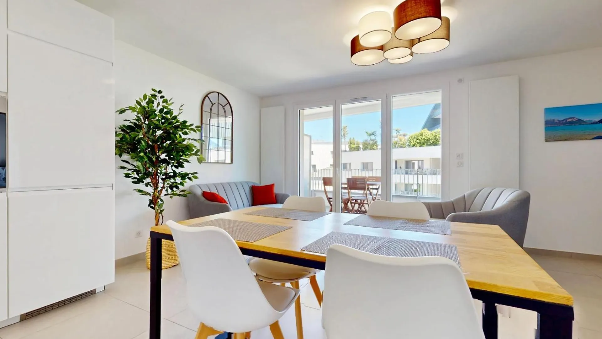 Lägenhet Cote Jardin Joli T2 Avec Garage A 100M Du Lac Annecy Frankrike